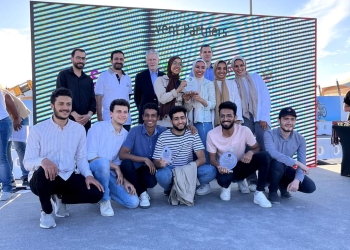 فريق E-Rally جامعة حلوان يحصد جوائز تحدي المركبات بالإمارات ويتأهل للمرحلة النهائية بأمريكا