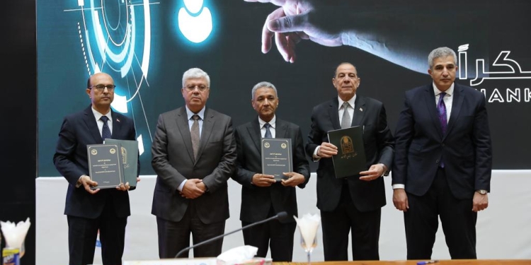 بروتوكولات لتحالف إقليم وسط الصعيد بين جامعة أسيوط والمؤسسات الإنتاجية الصناعية والزراعية