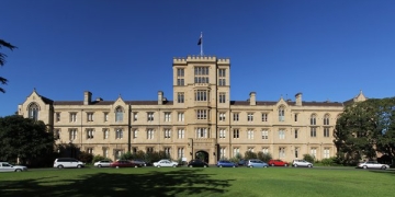 تعرف علي الفرق بين المدارس الاهلية والحكومية داخل السعودية