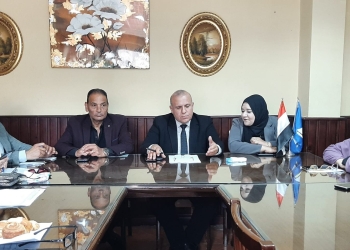 وكيل "تعليم دميـاط" يتابع امتحانات النقل للتعليم العام والفني