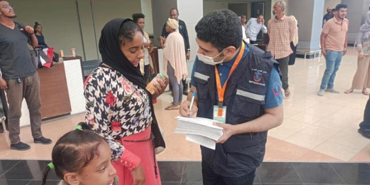 وزير الصحة: تقديم الخدمات الطبية لـ 581 قادما من السودان عبر ميناء سفاجا البحري