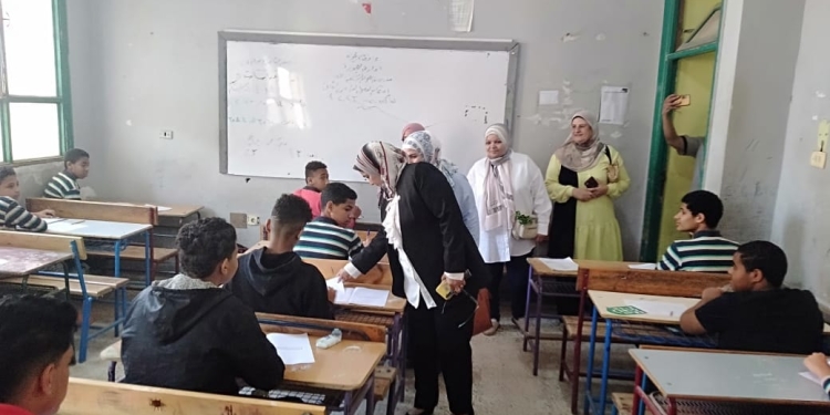 مطالب برلمانية بإنشاء مدرسة الصناع المصريين للتعليم الفني بتنزانيا.. والتعليم ترد