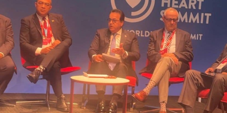 وزير الصحة: نسعى للوصول إلى غذاء خالٍ من الدهون المتحولة المنتجة صناعيًا بحلول أكتوبر