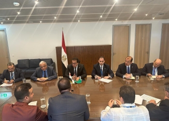 وزير الصحة يناقش مع نظيره الكوبي التعاون في تصنيع الأدوية وأبحاث تطوير اللقاحات