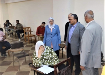 نائب رئيس جامعة بنها يتفقد الامتحانات بكليتي الزراعة والطب البيطري