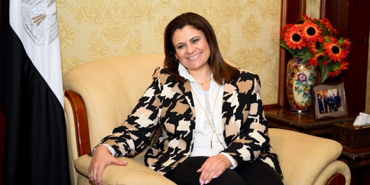 وزيرة الهجرة تهنئ مدرسة فلوباتير المصرية في كندا.. إعرف السبب