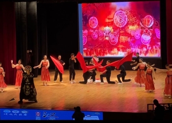 طلاب آداب القاهرة يفوزون بالمراكز الأولى في مسابقة جسر اللغة الصينية