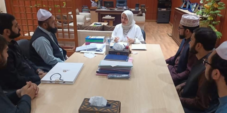 مستشار شيخ الأزهر تستقبل وفد جامعة الكرم الباكستانية لبحث سبل التعاون بينهما