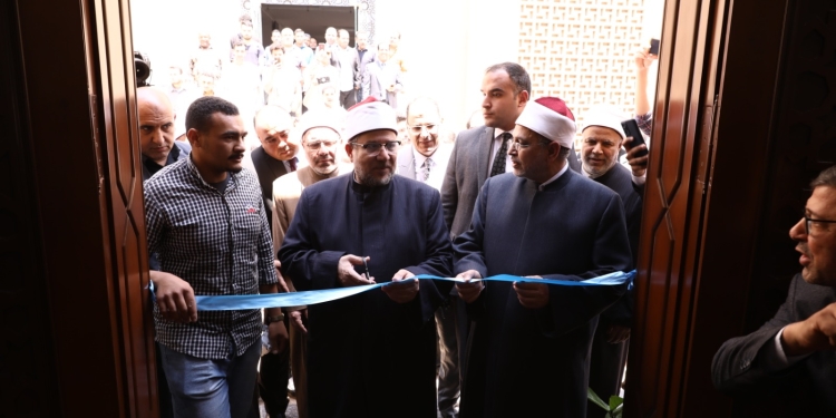 رئيس جامعة الأزهر ووزير الأوقاف يفتتحان مسجد كلية التربية بالقاهرة