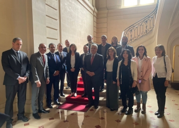 وزير التعليم العالي يعقد اجتماعًا مع رؤساء الجامعات الفرنسية بباريس