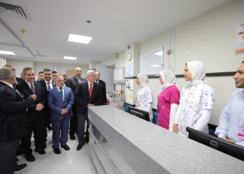 وزير التعليم العالي ومحافظ الغربية يطلقان إشارة بدء إعادة تشغيل مستشفى سرطان الأطفال 57357 بمدينة طنطا