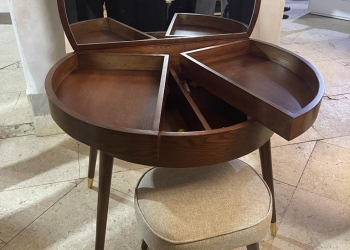 كلية الفنون التطبيقية تنظم معرضاً لتصميم الأثاث لطلاب الفرقة الأولي