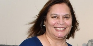 مجرد سؤال بقلم صفاء نوار..رفقا بأسماء وأخواتها!