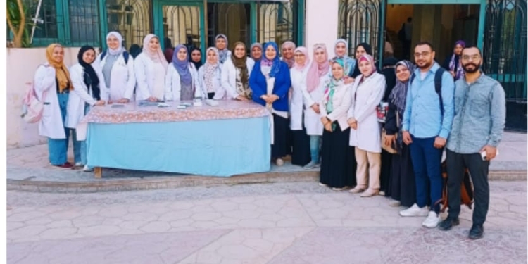 رئيس جامعة حلوان: مهتمون بتعزيز الوعى الصحى من خلال قوافل التوعية