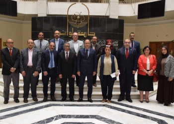 رئيس جامعة حلوان: نسعى لتطوير منظومة الكتاب الجامعي والتحول للنسخة الإلكترونية