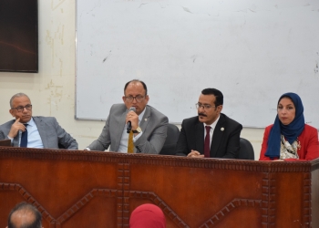 رئيس جامعة حلوان يكشف خطة دعم الأنشطة الطلابية بالكليات