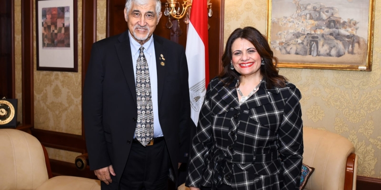 الخبير المصرى احمد ابو سيد فى زيارة للقاهرة