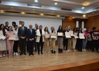 محافظ بورسعيد يعتمد تنسيق القبول بالأول الثانوى العام بـ 244,5 درجة