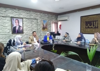 تعليم الجيزة تناقش الاستعدادات النهائية لامتحانات الدور الثانى لجميع الصفوف والمراحل