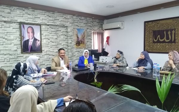 تعليم الجيزة تناقش الاستعدادات النهائية لامتحانات الدور الثانى لجميع الصفوف والمراحل