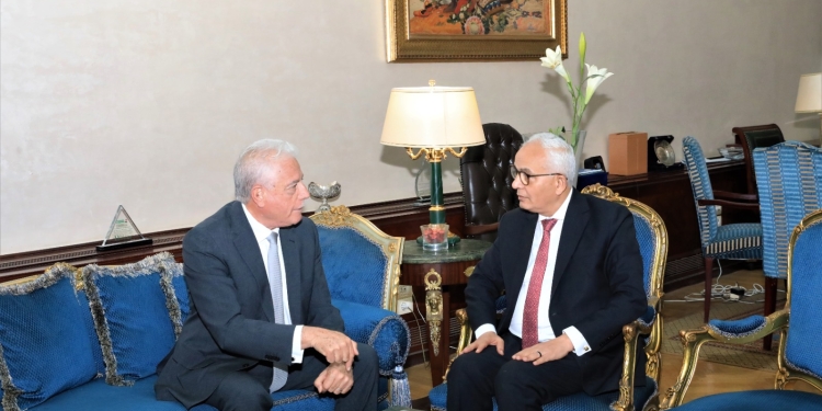 وزير التربية والتعليم ومحافظ جنوب سيناء يتفقان على إنشاء مدرسة النيل الدولية بشرم الشيخ