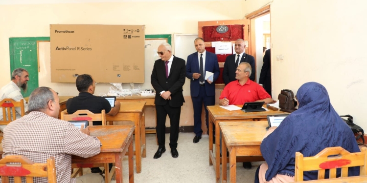 الثانوية العامة 2023.. «حجازي» يحاور مصححي الامتحانات