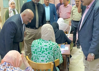 نائب رئيس جامعه الزقازيق يتفقد سير أعمال الامتحانات بكلية الزراعة