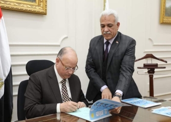 بدء سداد المصروفات الدراسية للصفوف الأولى بالبريد