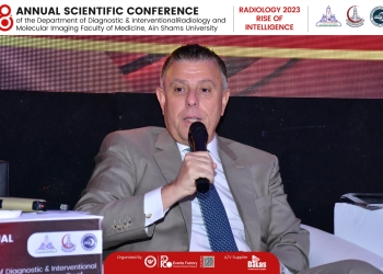 رئيس جامعة عين شمس يؤكد أهمية التركيز على الذكاء الاصطناعي بمجال الأشعة