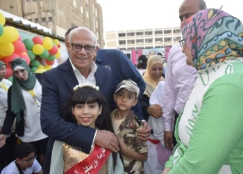 محافظ بورسعيد يشهد محاكاة لمناسك الحج والعمرة من طلاب الصفوف الأولى