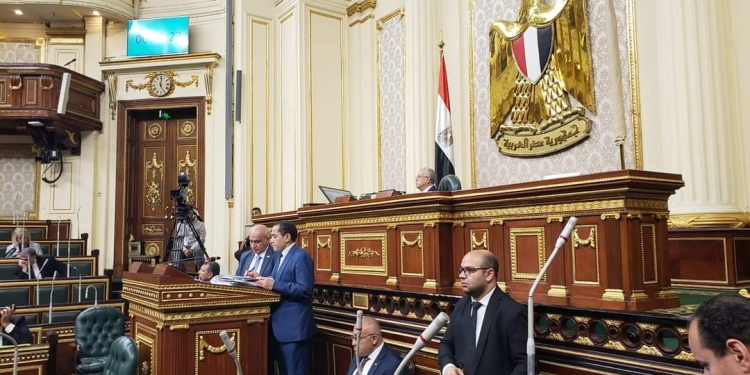 إيهاب منصور يطالب «التعليم» بحد ظاهرة الغش بامتحانات الثانوية العامة