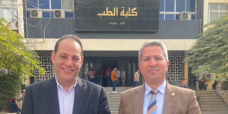 أستاذان بجامعة الأزهر يتصدران الفوز في انتخابات جمعية جراحة المخ والأعصاب