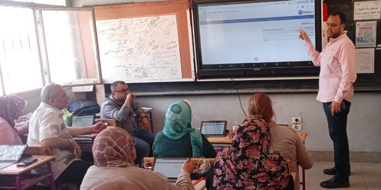 الثانوية العامة 2023.. تدريب 568 معلم على التصحيح الإلكتروني للأسئلة المقالية