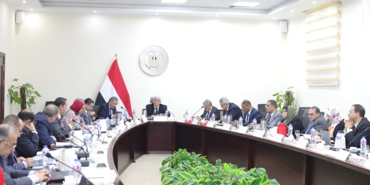 وزير التعليم العالي: ربط المنتج البحثي بالصناعة وخدمة المجتمع