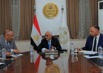 «حجازي» يعتمد نماذج إجابة امتحانات الثانوية العامة للمواد غير المضافة للمجموع