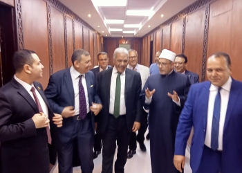 رئيس جامعة الأزهر يتفقد أعمال التطوير والتجديد بمستشفى باب الشعرية الجامعي