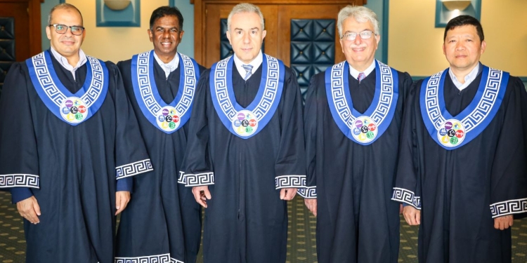 جامعة النيل الأهلية ممثلا لقارة إفريقيا في لجنة الأولمبياد الدولية في العلوم الهندسية