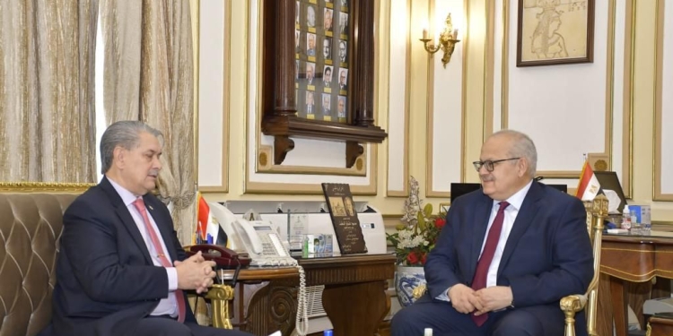 تعاون بحثي أكاديمي بين جامعة القاهرة وجامعات باراجواى