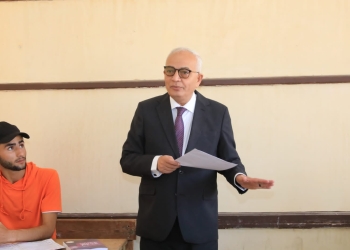 التعليم تفجر مفاجأة.. أحد أعضاء اللجنة التي وضعت امتحان الفيزياء قام بإعطاء دروس خصوصية لعدد من الطلاب