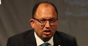 د السيد قتديل رئيس جامعة حلوان