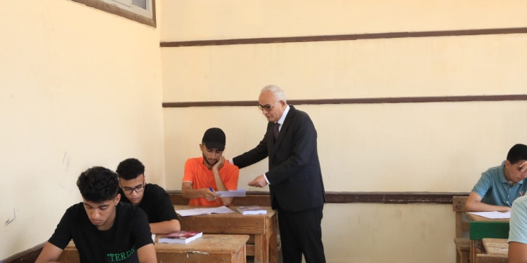 الثانوية العامة 2023.. أمهات مصر: تباين في الآراء حول "الاستاتيكا".. وشكاوي من ضيق الوقت