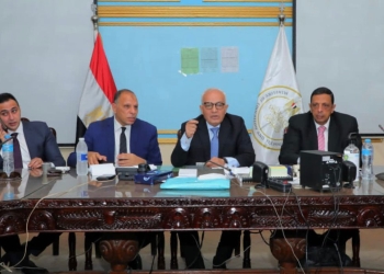 امتحانات الثانوية العامة 2023.. طالبين بالمنوفية نشروا أسئلة الاقتصاد وطالب بقنا نشر الإحصاء أثناء الامتحان