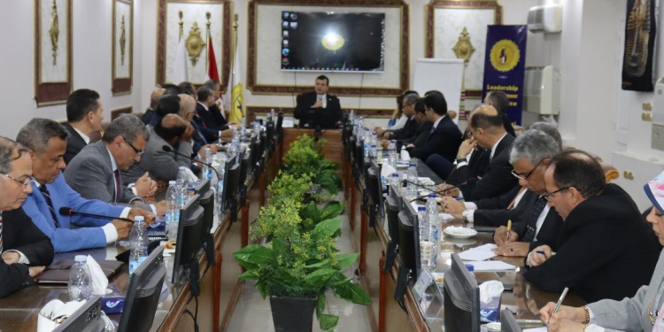 معهد إعداد القادة: صقل المهارات القيادية على رأس أولويتنا