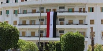 رئيس جامعة بني سويف يشهد التصفيات قبل النهائية لمبادرة «شباب من أجل التنمية» 