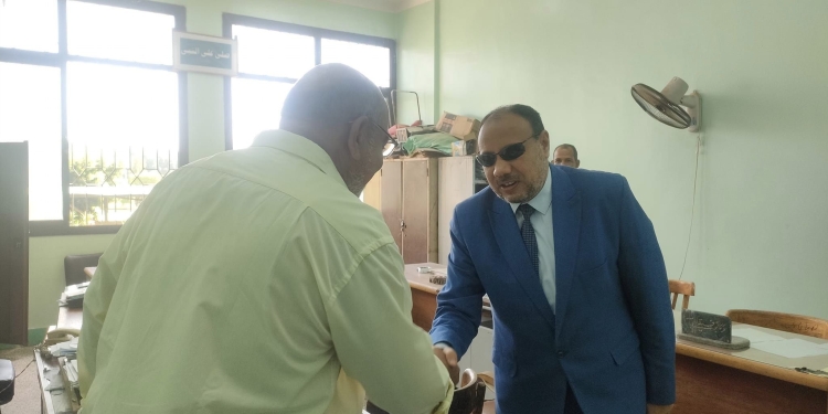 نائب رئيس جامعة الأزهر يهنئ العاملين بعد العودة من أجازة عيد الأضحى المبارك