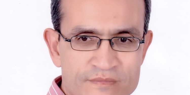 مستشار الأحياء الأسبق يطرح 7 تساؤلات حول نظام البكالوريا المصرية