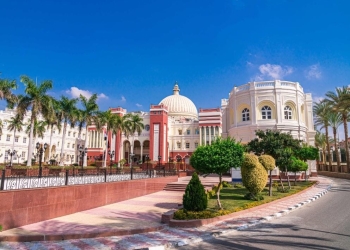 الجامعة البريطانية في مصر تنظم أول جولة تفقدية للطلاب للتعريف بكلياتها .. الخميس المقبل