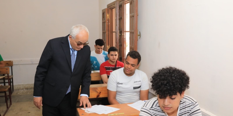 الشهادة الإعدادية.. تعليمات "التعليم" لانتظام سير الامتحانات بــ2024