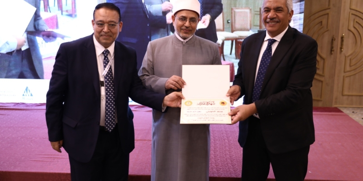 رئيس جامعة الأزهر يشهد افتتاح المؤتمر السنوي الموحد لأقسام أمراض الكبد والجهاز الهضمي والأمراض المعدية