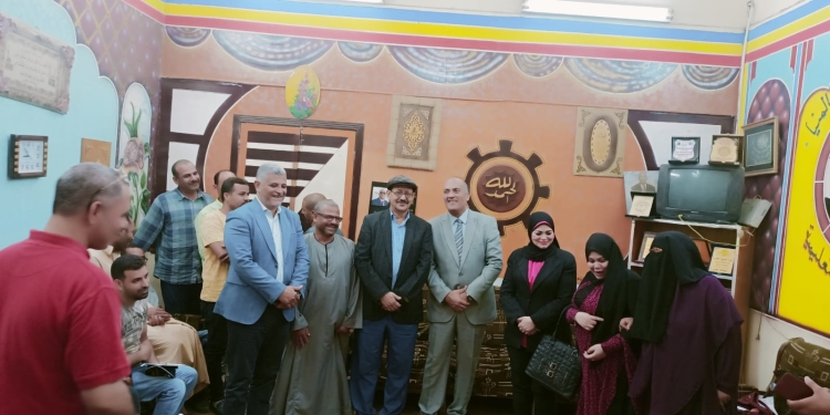 «من علمني حرفاً» تنهي أزمة 33 إدارياً من ذوي الإعاقة بـ« تعليم ملوي»